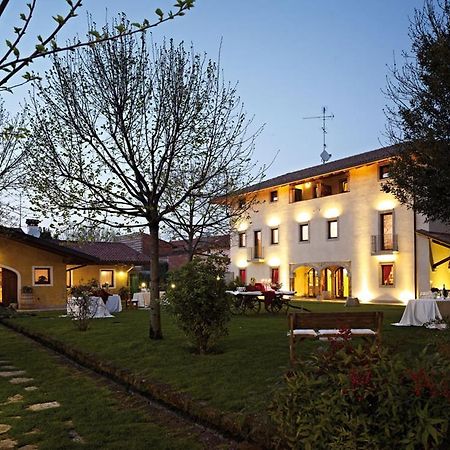 Albergo Da Nando Mortegliano Exteriör bild