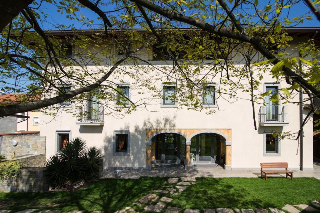 Albergo Da Nando Mortegliano Exteriör bild